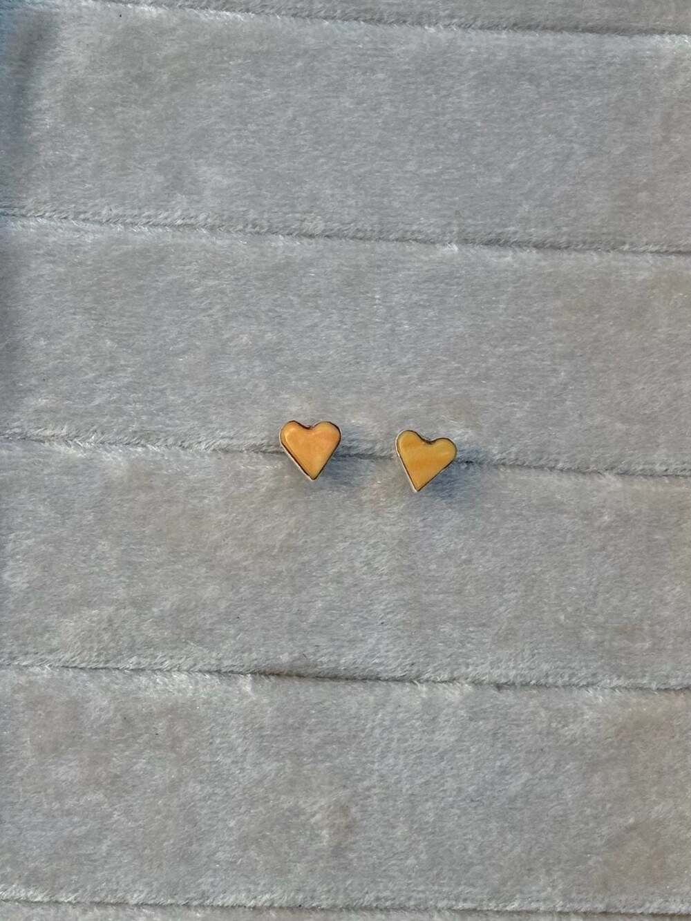 Zuni Handmade Sterling Silver Orange Spiny Heart Stud Earrings